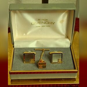 Givenchy Cufflinks And Tie Tack